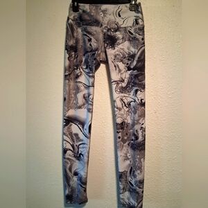 Euc! Noli Marbled Smoke Active Leggings Made In The USA